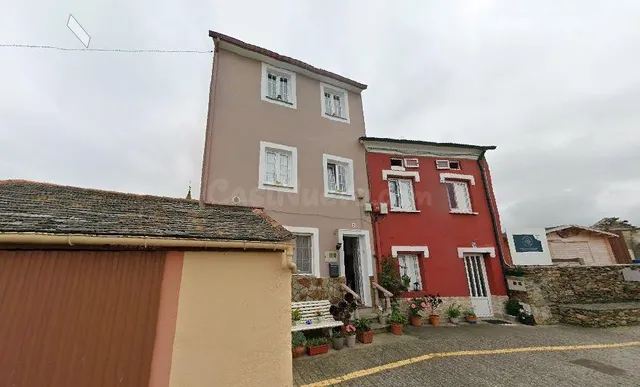 SE VENDE piso OKUPADO en Calle Santa Catalina Nº 16 Ribadeo