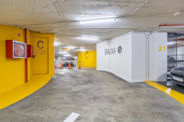 Parking 12m² en alquiler - Barcelona — 30