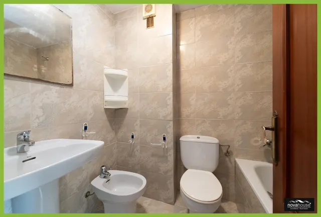 MAGNIFICO PISO ARROYO DE LA MIEL — 16