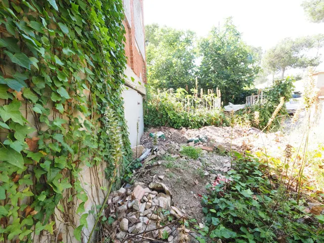 SE VENDE CASA INDEPENDIENTE EN LA TORRE DE CLARAMUNT, ZONA PINEDES ARMENGOL — 21