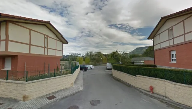 PARCELA DE 1500 METROS EN VILLASANA DE MENA - foto 4
