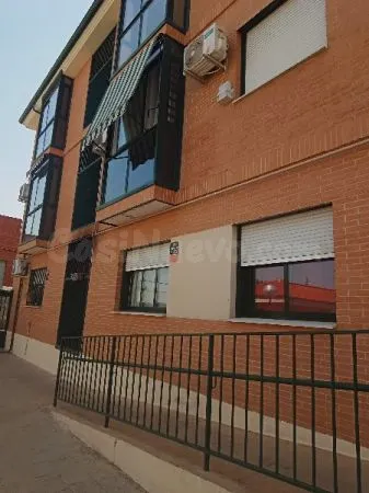 Venta piso en Numancia - foto 2