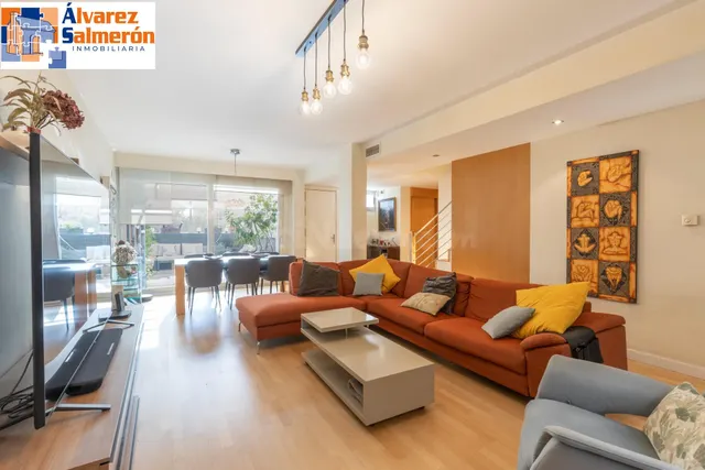 Espacio, confort y calidad: magnífica vivienda unifamiliar adosada — 3