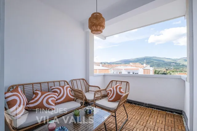 Piso amplio en Caldes con terraza, galería y ascensor — 28
