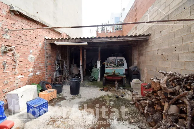 TERRENO URBANO CON MUCHAS POSIBILIDADES — 11