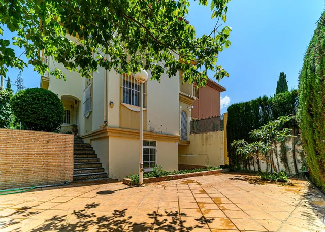 ¡Tu Oasis Privado de Lujo en Cortijo del Aire: Piscina, Espacio y Exclusividad en Albolote! — 11