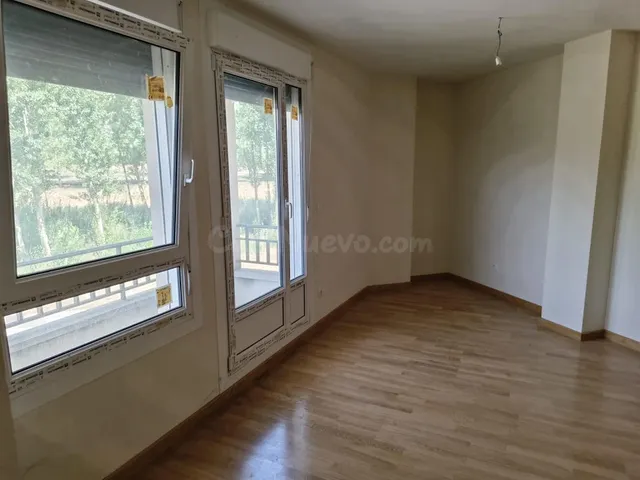 MONCASA VENDE PISO EN GRIJOTA GOLF. PALENCIA