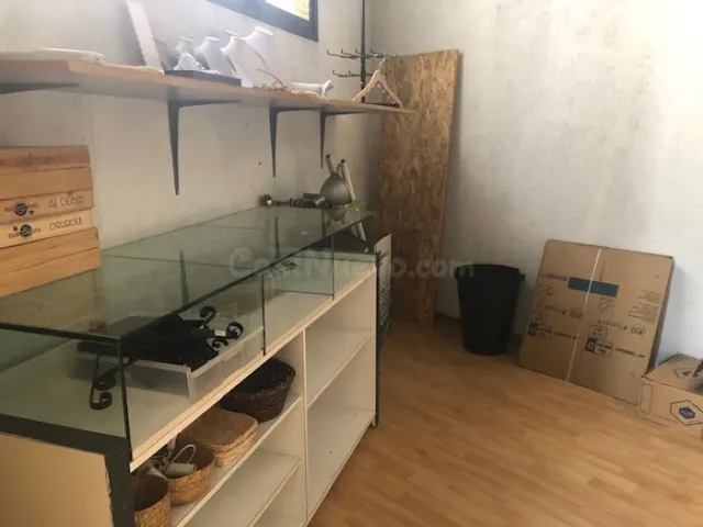 Local comercial 60m² en alquiler - Futbol - foto 3