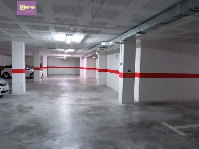 Plaza de garaje calle alberola 16, benalúa!!! — 3