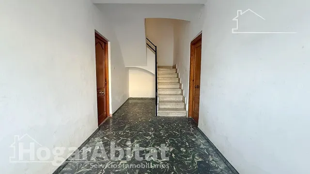 ¡Palmera centro! Acogedor y muy luminoso con terraza y balcón, todo amueblado — 30