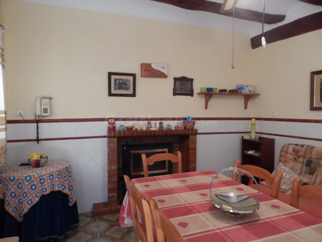 CASA DE CAMPO CON TERRENO URBANIZABLE EN ONTINYENT. - foto 4