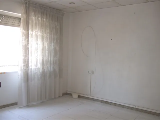 VENTA DE VIVIENDA EN PLANTA BAJA Y PISO — 16