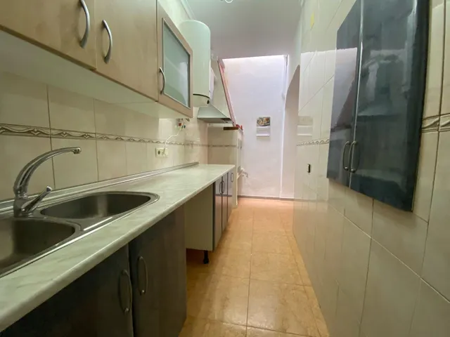 ¡AMPLIA VIVIENDA CON TERRAZA EN LA ZONA ALTA DE LA POBLACIÓN! — 21