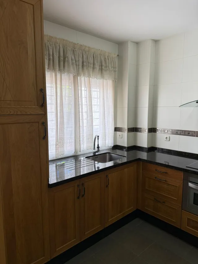 Apartamento con garaje y trastero en Calle Castañetero, 34 — 11