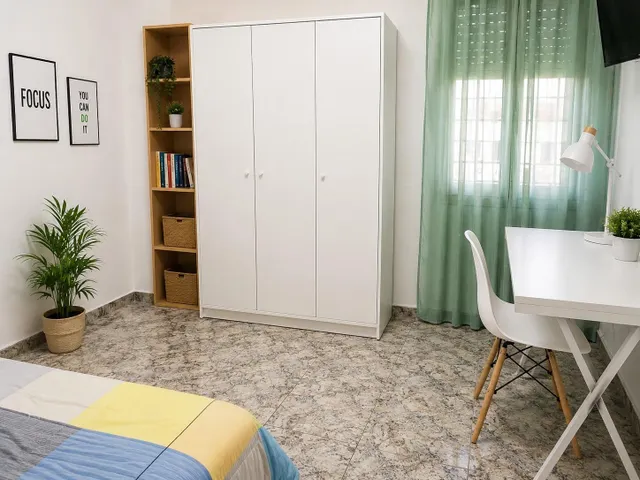 Amplia vivienda con ascensor — 6