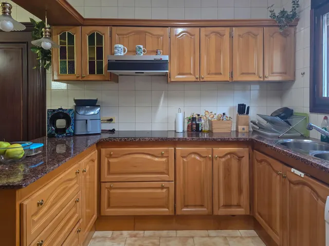 CASA DE 2 PLANTAS CON APARTAMENTO Y JARDIN — 15