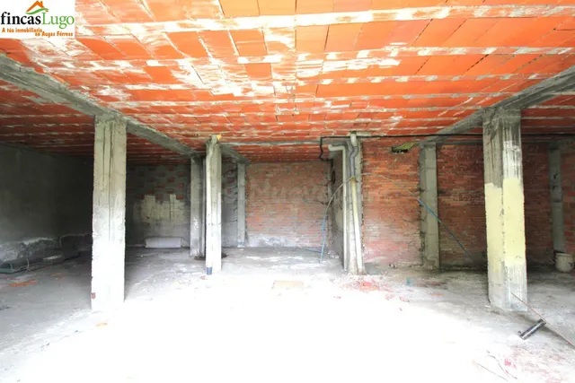 LOCAL COMERCIAL AL LADO DEL CENTRO MÉDICO DE FINGOI — 4