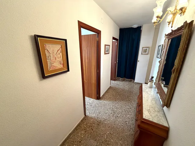 Vivienda de cuatro dormitorios en el centro de Alicante — 27