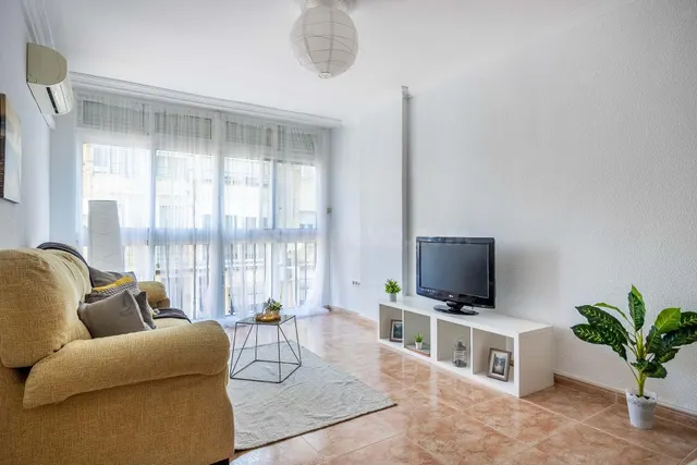 PISO DE 4 DORMITORIOS CONVERTIDO EN 2 EN PLENO CORAZÓN DE TR - foto 5