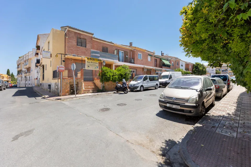 UNIFAMILIAR EN LA ZUBIA