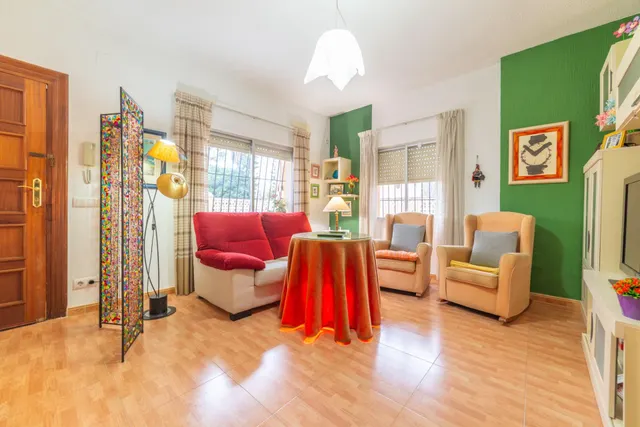 Amplio Chalet independiente en Santiago de la Ribera por €285,000 — 8