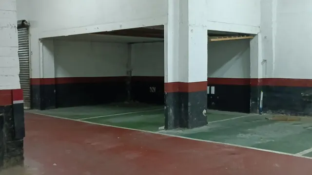 PARCELA DE GARAJE EN CALLE SOLOARTE COCHE MEDIANO+ ALTILLO/TRASTERO SUPERIOR — 6
