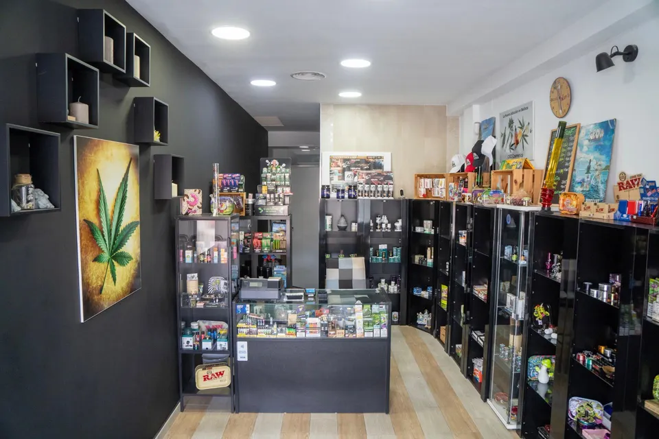 Traspaso Franquicia de Herbolario Exclusivo en Puerto Marina, Benalmádena.