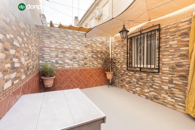 PRECIOSO ADOSADO CON PATIO, TERRAZA, COCHERA Y ESTUFA DE LEÑA EN LAS GABIAS (GRANADA) — 26