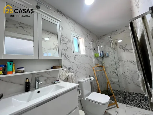 Chalet en Dolores con piscina climatizada, casa de invitados, paneles solares y mucho más — 41