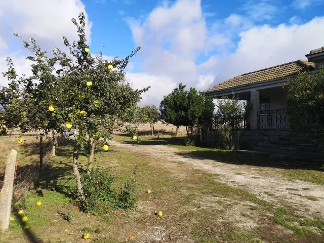 Urbis te ofrece un magnífico chalet independiente en venta e - foto 2