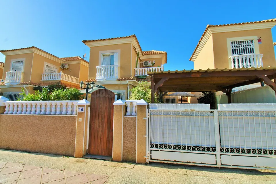 Villa 3 habitaciones 83m² en venta - La Zenia