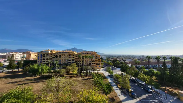 Amplio apartamento de tres dormitorios con vistas panorámicas en Nueva Alcántara. — 18