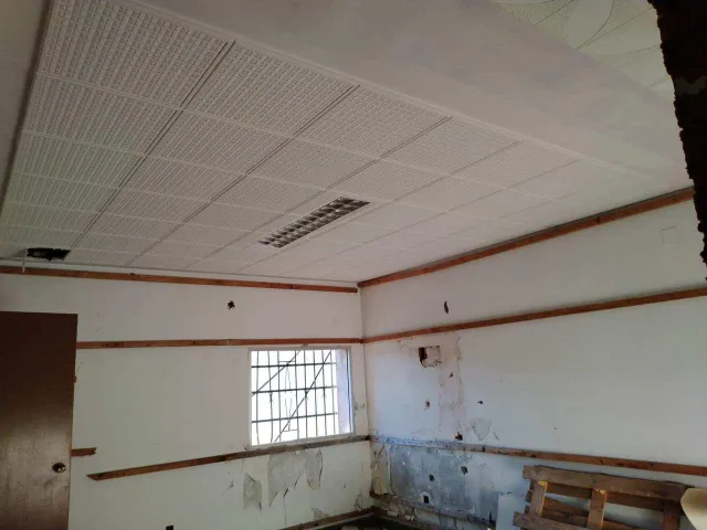 Amplia Nave Industrial en Algeciras - Oportunidad Única - foto 5