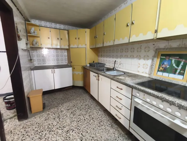 ¡AMPLIA VIVIENDA A REFORMAR EN LA BAJADILLA! — 9