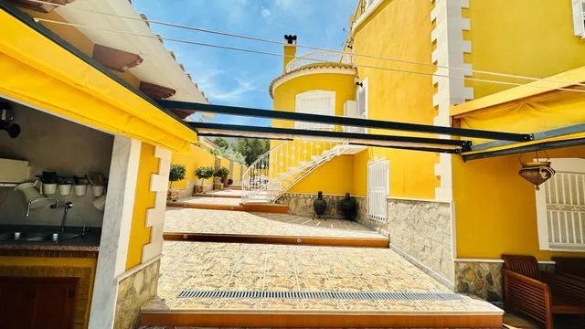 Magnifica villa en Orihuela con piscina privada — 22