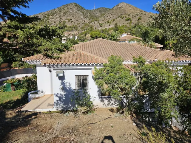 Chalet 5 habitaciones 412m² en venta - Centro — 50