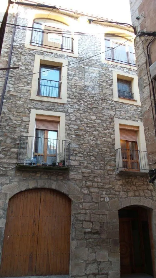 Dúplex en venta en Santa Coloma de Queralt – céntrico y con 