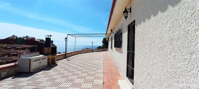 Chalet 7 habitaciones 595m² en venta - Centro — 30
