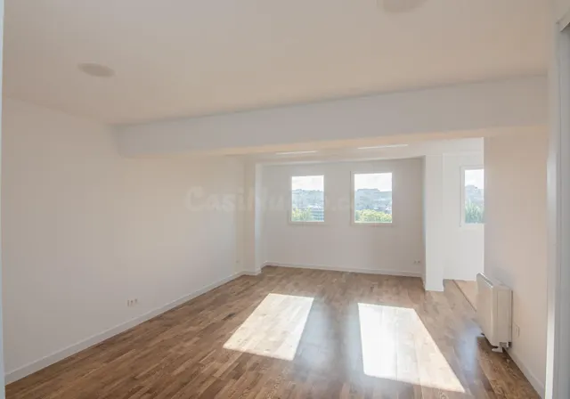 Piso con reforma íntegra a estrenar, y con vistas, al lado d - foto 4