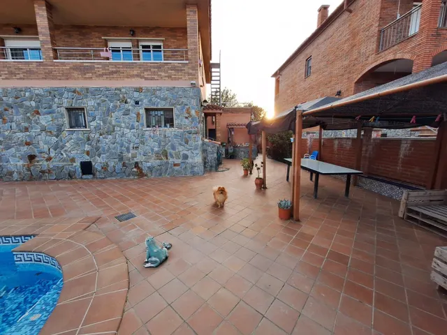 FANTÁSTICA CASA DE 4 VIENTOS CON PISCINA PRIVADA - foto 4