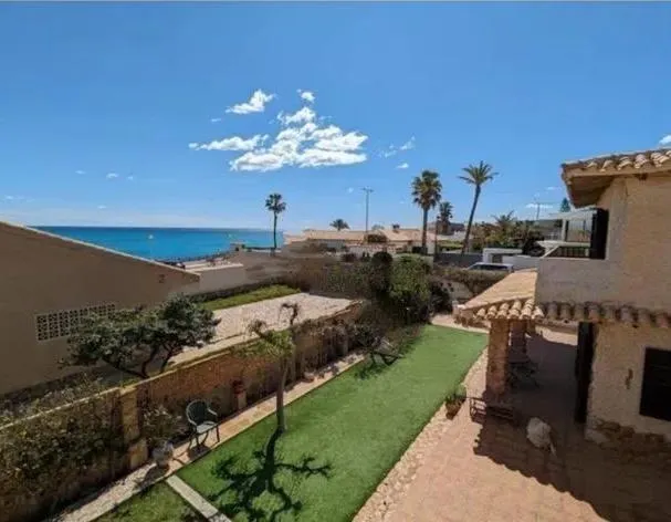 GRAN CASA EN CABO ROIG — 14