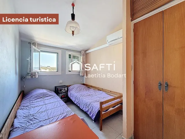 Casa de pescador con licencia turística y amarre - Empuriabrava — 50