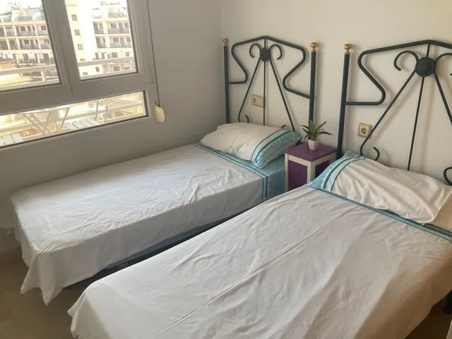 APARTAMENTO DE 2 DORMITORIOS CON VISTAS MARAVILLOSOS DEL MAR Y PISCINA! — 21