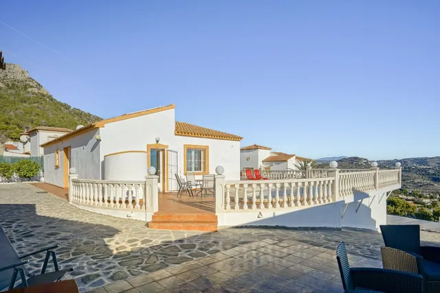 Villa 4 habitaciones 264m² en venta - Cucarres - foto 4
