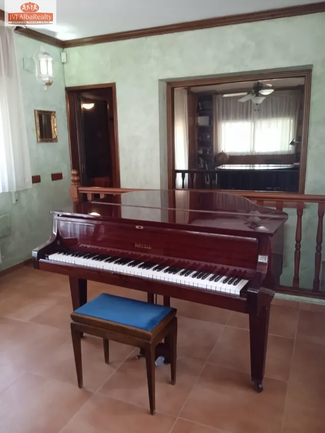 ESPECTACULAR CHALET EN PINARES DEL JUCAR — 37