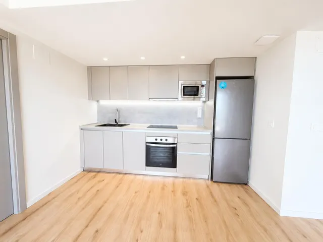 Atico con 2 habitaciones y terraza grande en Avenida de Fran - foto 3