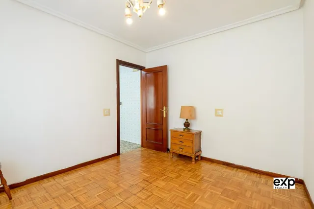 PISO EN AVENIDA BUENAVISTA 14, OVIEDO — 29