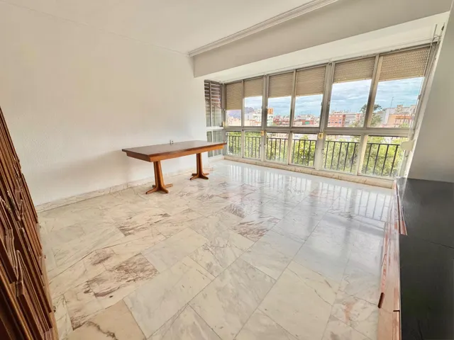 ESTUPENDO PISO DE 4 DORMITORIOS EN LA GLORIETA DE ALQUILER CON AMPLIO BALCÓN  (SE AMUEBLA SEGÚN NECESIDAD) ¡¡VISITELO SIN COMPORMISO!! — 21