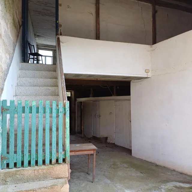 CASA EN VENTA PARA RESTAURAR — 39