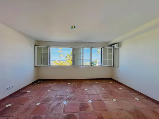 Chalet 4 habitaciones 565m² en venta - Universidad - Los Lirios — 38